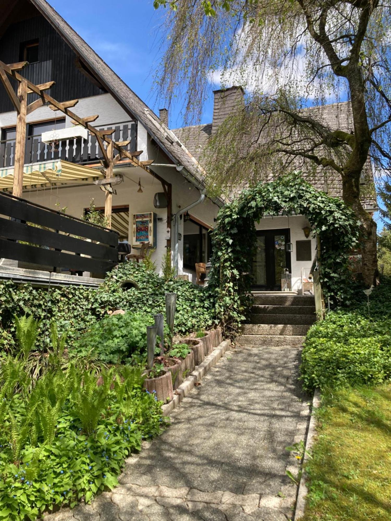 Gasthof Walhalja Schmallenberg Exterior foto